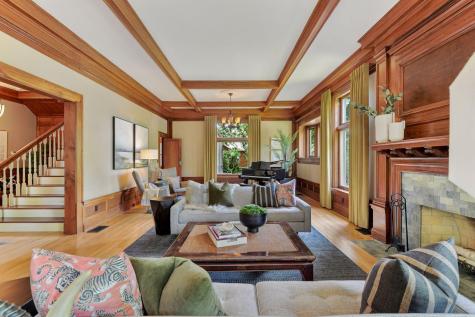 1721 Mount Curve Avenue Minneapolis MN 55403