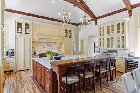 1721 Mount Curve Avenue Minneapolis MN 55403
