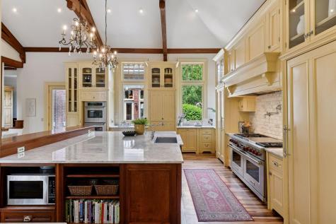 1721 Mount Curve Avenue Minneapolis MN 55403