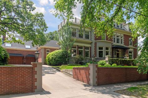 1721 Mount Curve Avenue Minneapolis MN 55403