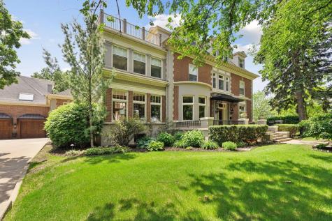 1721 Mount Curve Avenue Minneapolis MN 55403