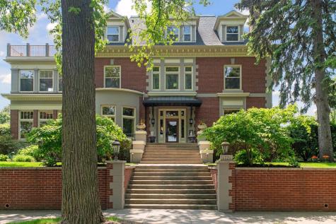 1721 Mount Curve Avenue Minneapolis MN 55403