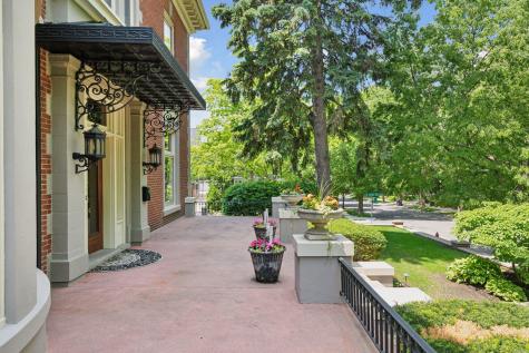 1721 Mount Curve Avenue Minneapolis MN 55403