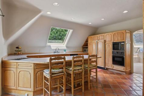 1721 Mount Curve Avenue Minneapolis MN 55403