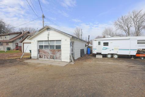 328 Main Street W Silver Lake MN 55381