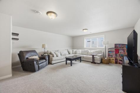 454 Skylane Street Kindred ND 58051