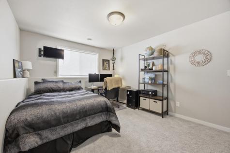 454 Skylane Street Kindred ND 58051