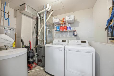 454 Skylane Street Kindred ND 58051