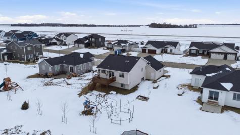 454 Skylane Street Kindred ND 58051