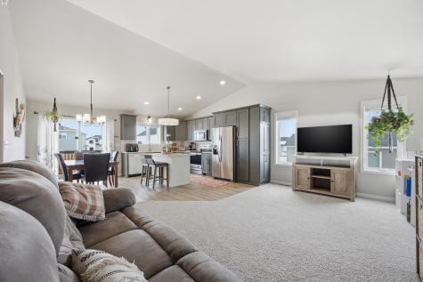 454 Skylane Street Kindred ND 58051