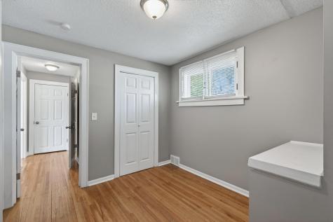 5240 Dupont Avenue N Minneapolis MN 55430