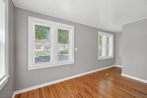 5240 Dupont Avenue N Minneapolis MN 55430
