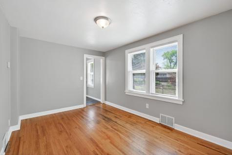 5240 Dupont Avenue N Minneapolis MN 55430