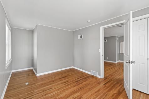 5240 Dupont Avenue N Minneapolis MN 55430