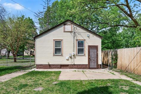 5240 Dupont Avenue N Minneapolis MN 55430