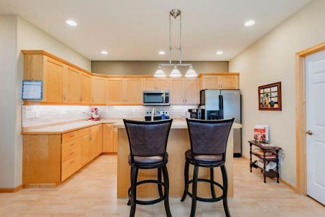 992 33rd Street S Moorhead MN 56560