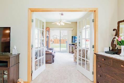 992 33rd Street S Moorhead MN 56560