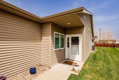 992 33rd Street S Moorhead MN 56560