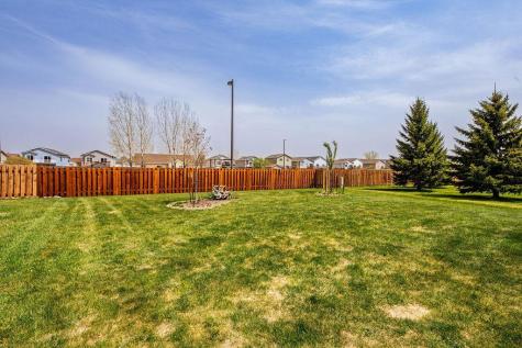 992 33rd Street S Moorhead MN 56560
