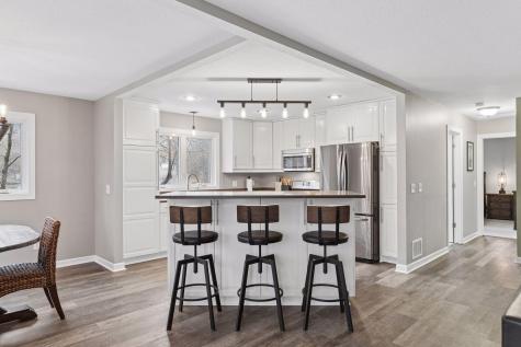 5420 Spring Lane Minnetonka MN 55345