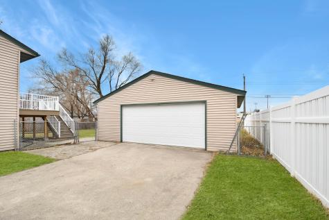 202 5th Street E West Fargo ND 58078