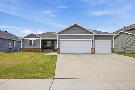 219 6th Street E Horace ND 58047