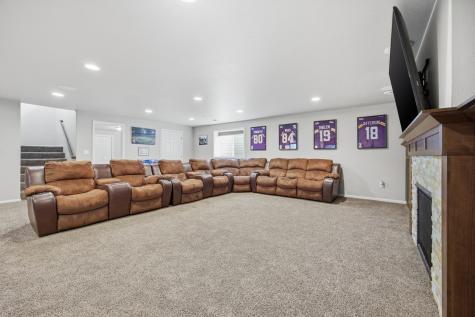 219 6th Street E Horace ND 58047