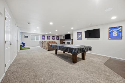 219 6th Street E Horace ND 58047
