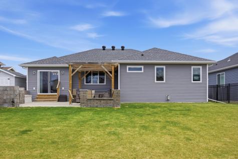 219 6th Street E Horace ND 58047