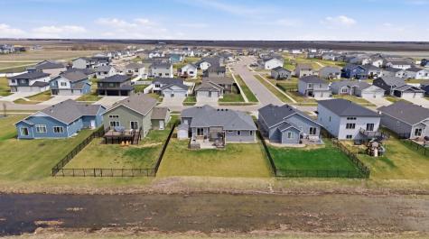 219 6th Street E Horace ND 58047