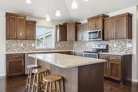 219 6th Street E Horace ND 58047