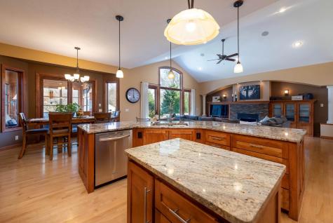 26 Deerwood Court North Mankato MN 56003