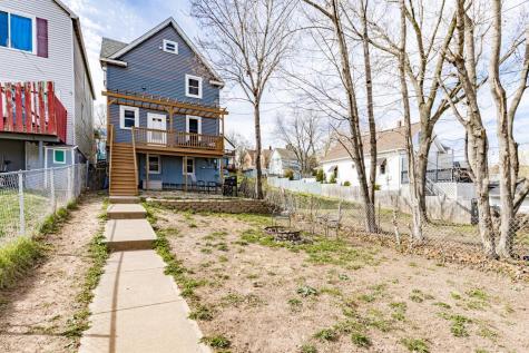 822 E 7th Street Duluth MN 55805