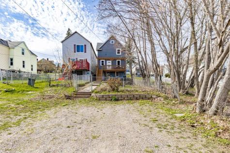 822 E 7th Street Duluth MN 55805
