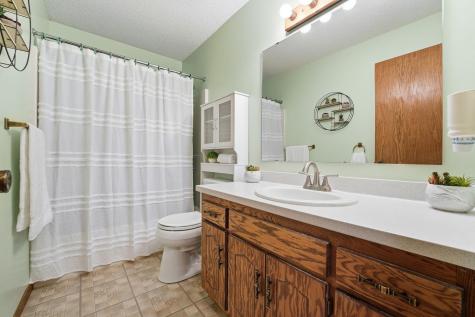 783 Bur Oak Court Vadnais Heights MN 55127