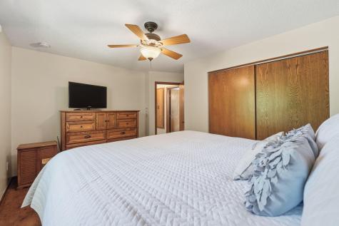 783 Bur Oak Court Vadnais Heights MN 55127