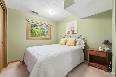 783 Bur Oak Court Vadnais Heights MN 55127