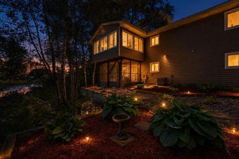 783 Bur Oak Court Vadnais Heights MN 55127