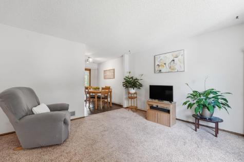 783 Bur Oak Court Vadnais Heights MN 55127
