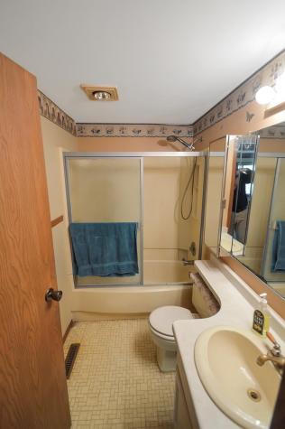 3995 Stockdale Drive Vadnais Heights MN 55127