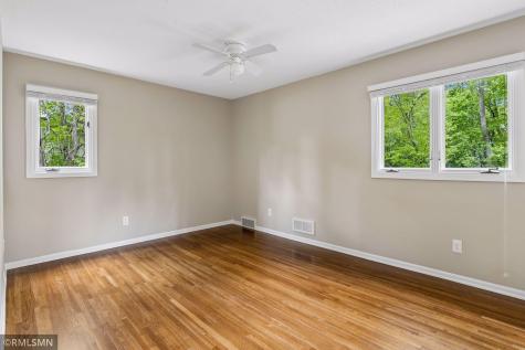 905 Windemere Curve Plymouth MN 55441