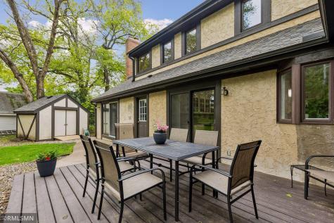 905 Windemere Curve Plymouth MN 55441