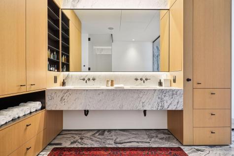 255 Hennepin Avenue Minneapolis MN 55401