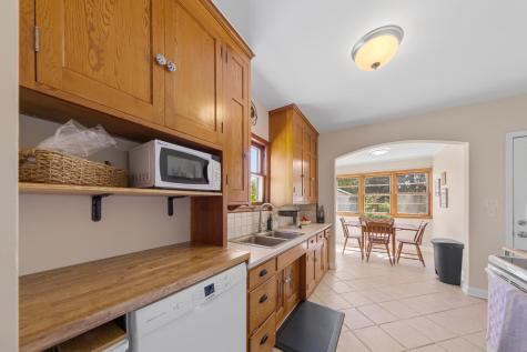 830 Mcknight Road N Maplewood MN 55119