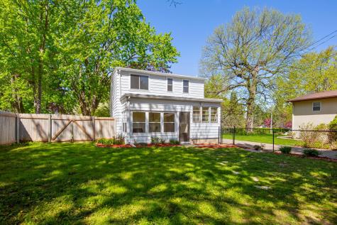 830 Mcknight Road N Maplewood MN 55119