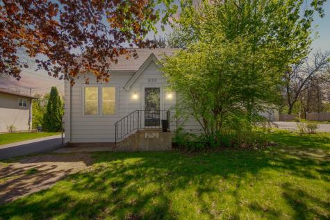 830 Mcknight Road N Maplewood MN 55119