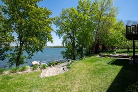 1524 Squirrels Nest Road Kasota MN 56050