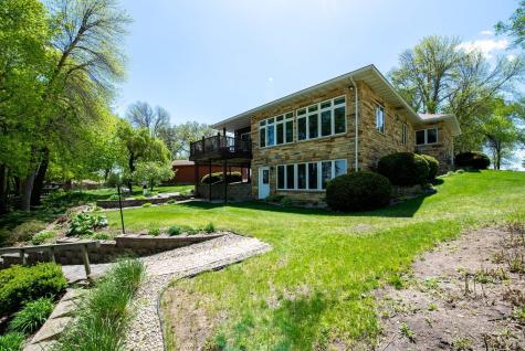 1524 Squirrels Nest Road Kasota MN 56050