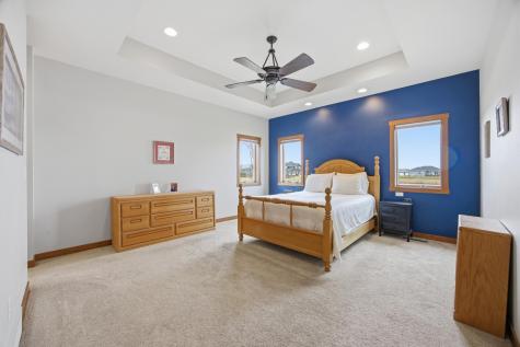 711 47th Avenue W West Fargo ND 58078