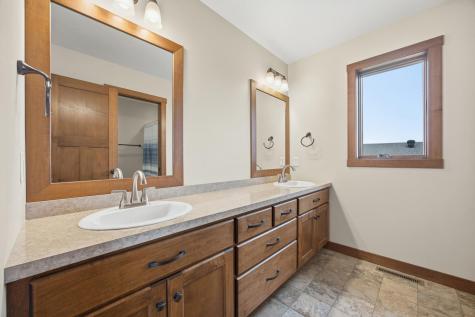 711 47th Avenue W West Fargo ND 58078